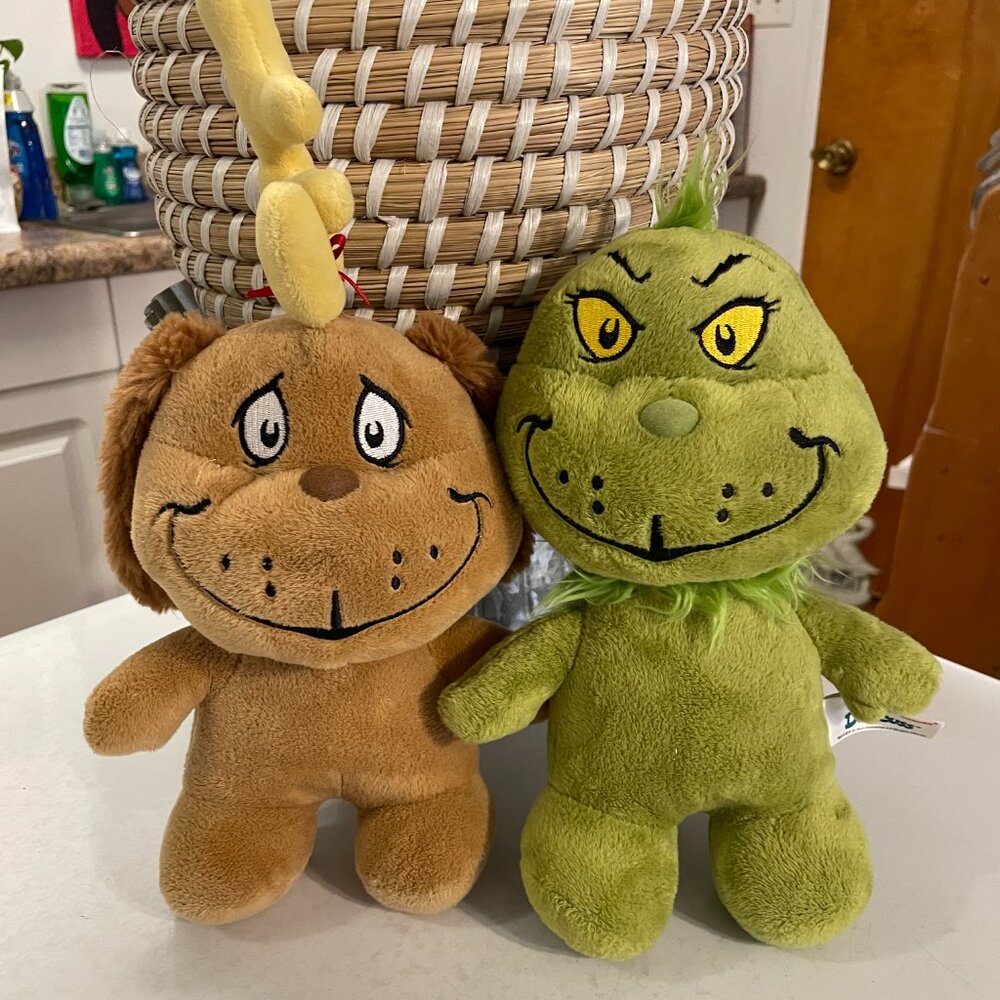Dr Seuss The Grinch & Max the Dog Plush 9-inch